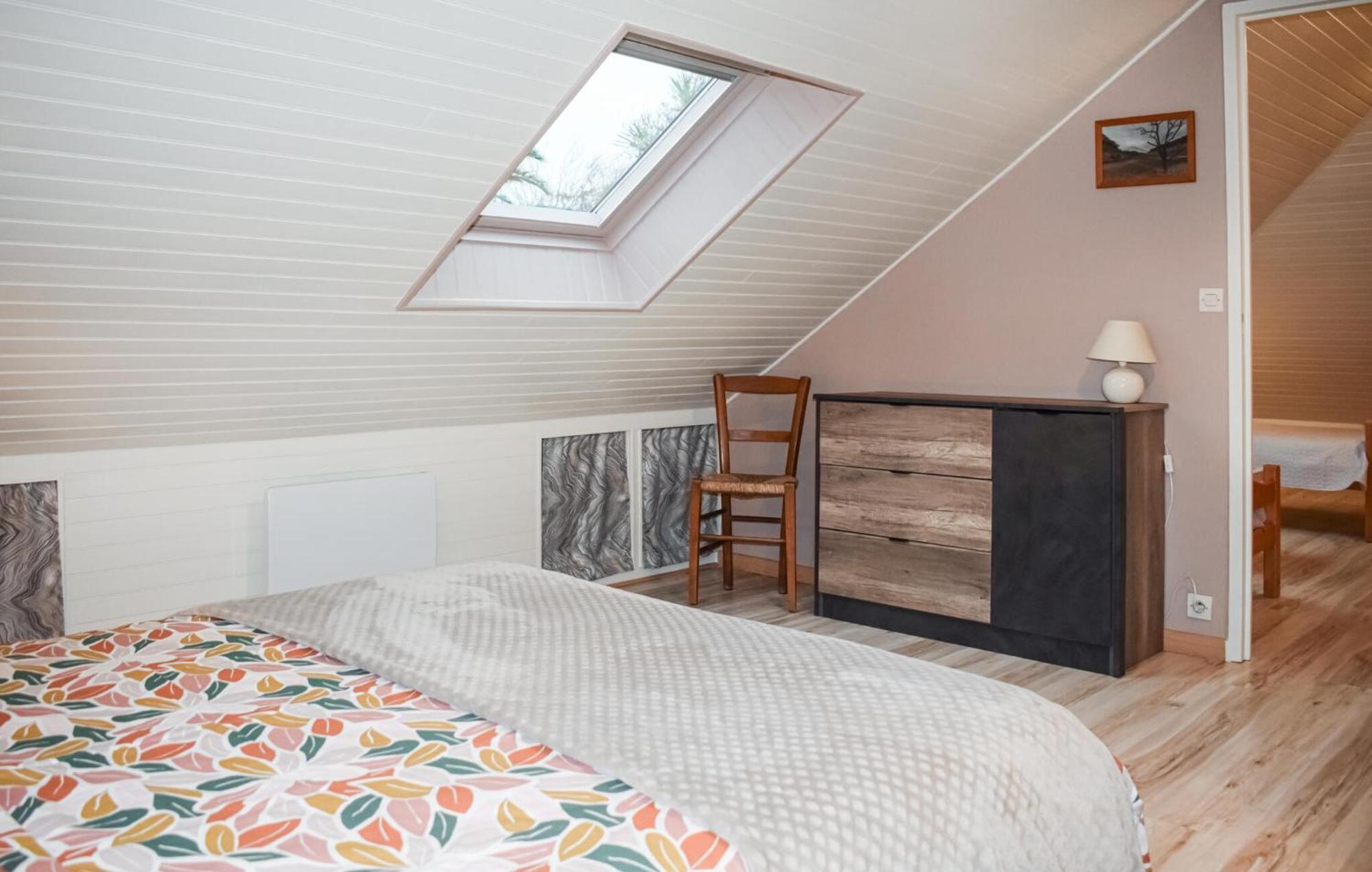 3 Bedroom Awesome Home In Lezardrieux Екстер'єр фото